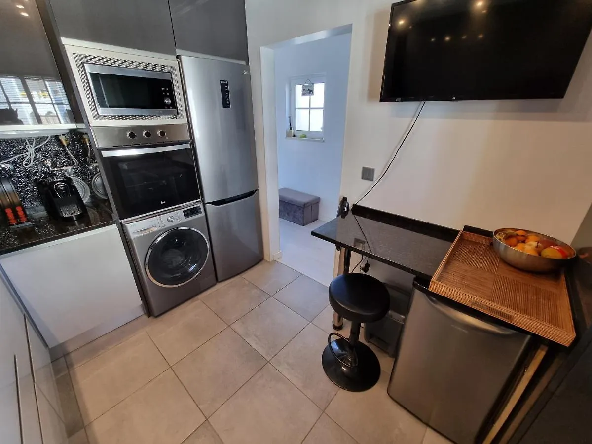 Apartament Apartamento Da Praia Com Jacuzzi Portimão Portugalia